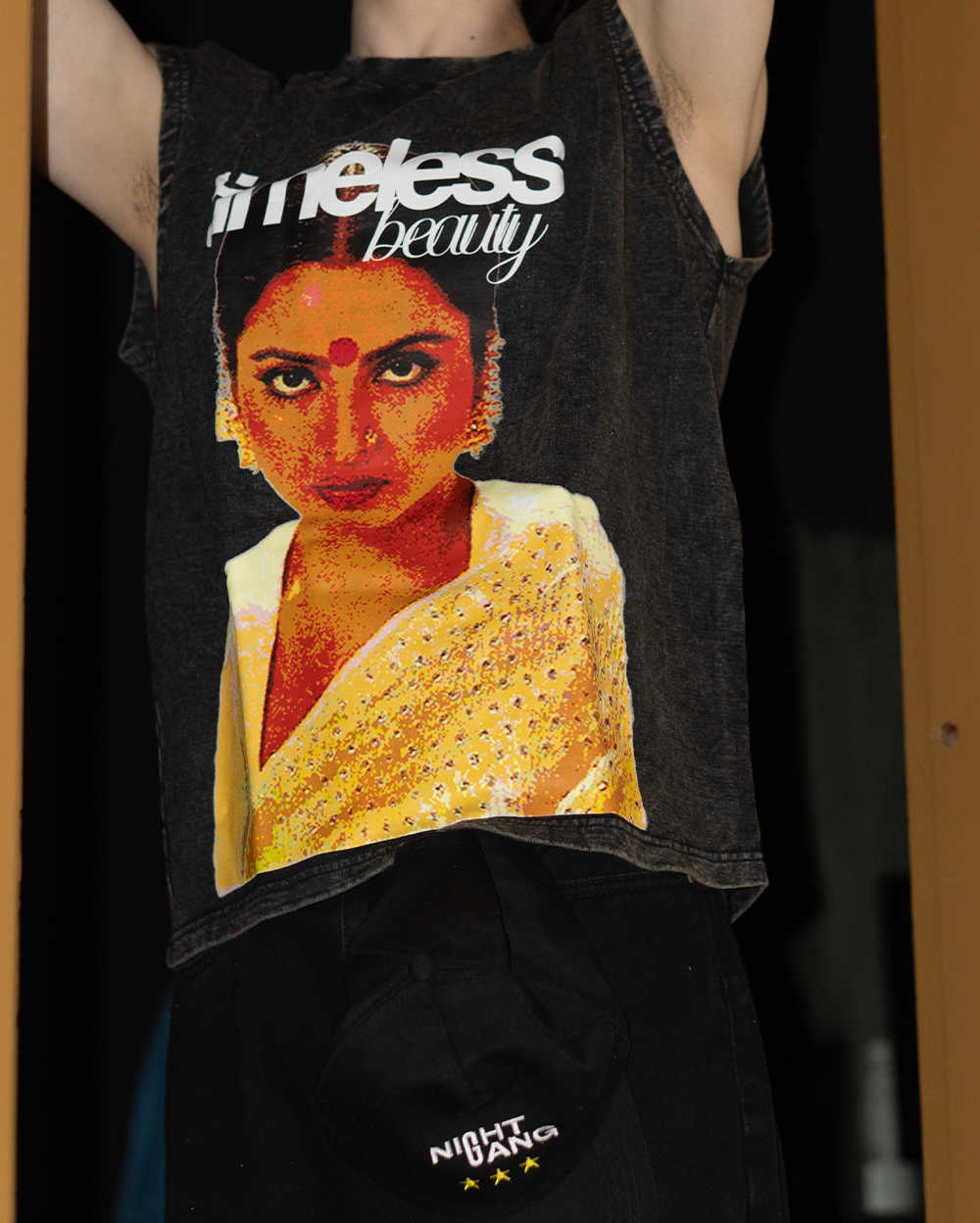 TIMELESS BEAUTY VEST