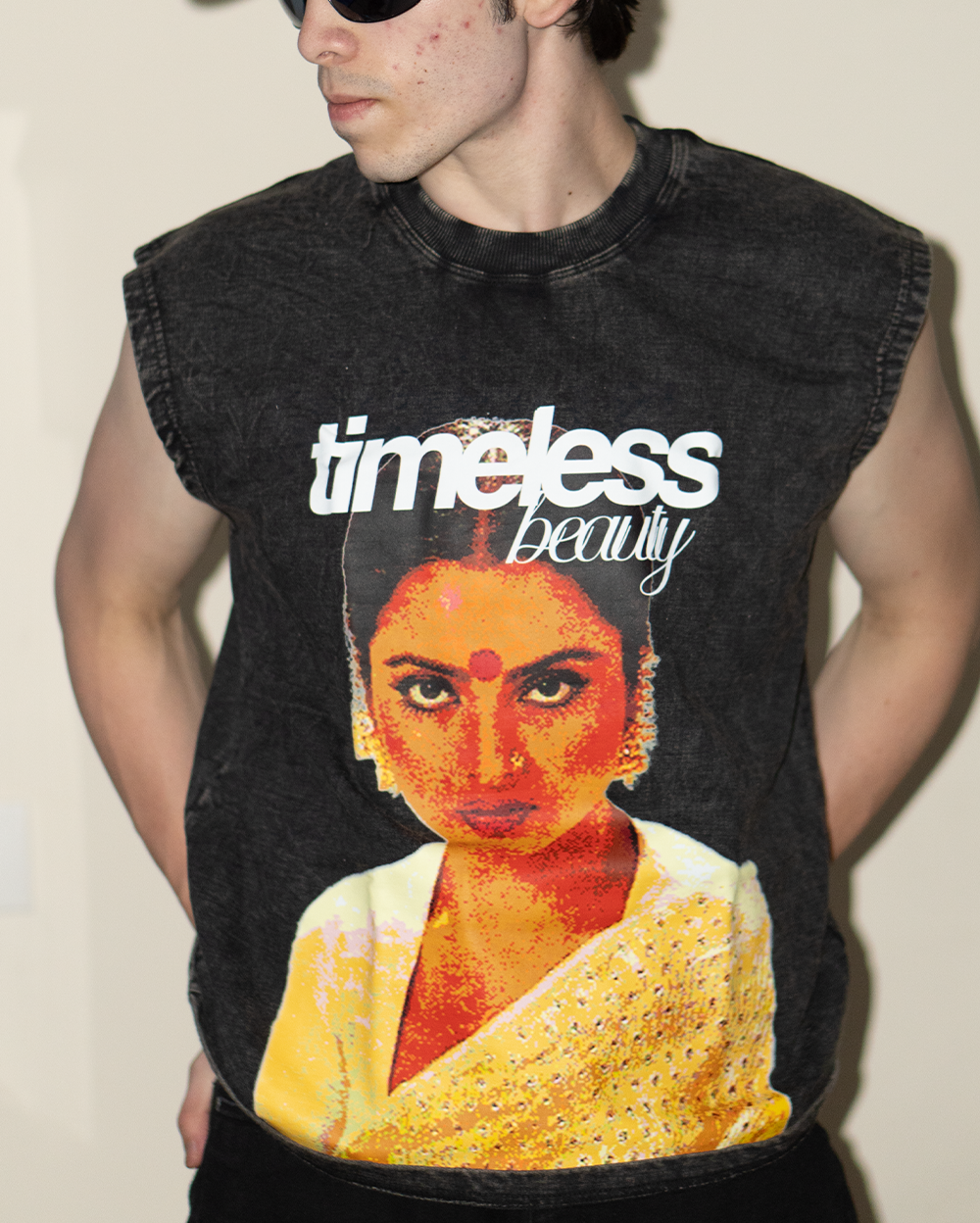 TIMELESS BEAUTY VEST
